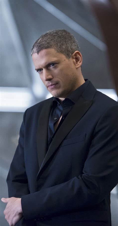 leonard snart captain cold